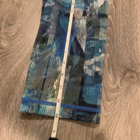 Lululemon Wunder Under High Rise Legging Sun Dazed Multi Blue Green Crops size 8 - Picture 6 of 7